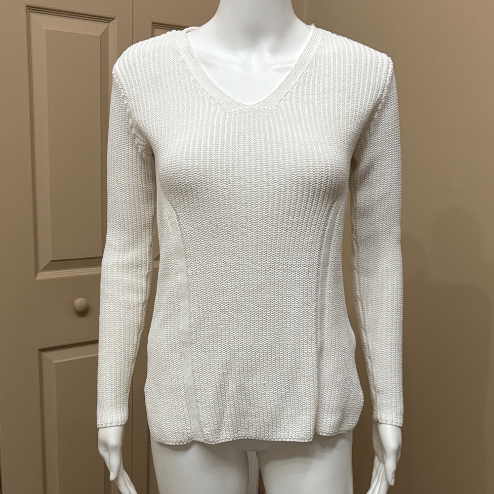 ATHLETA white herringbone stitch sweater